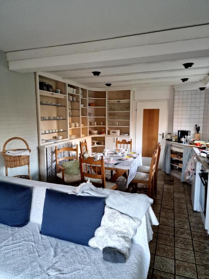 Haus Dany Lägenhet Raeren Exteriör bild